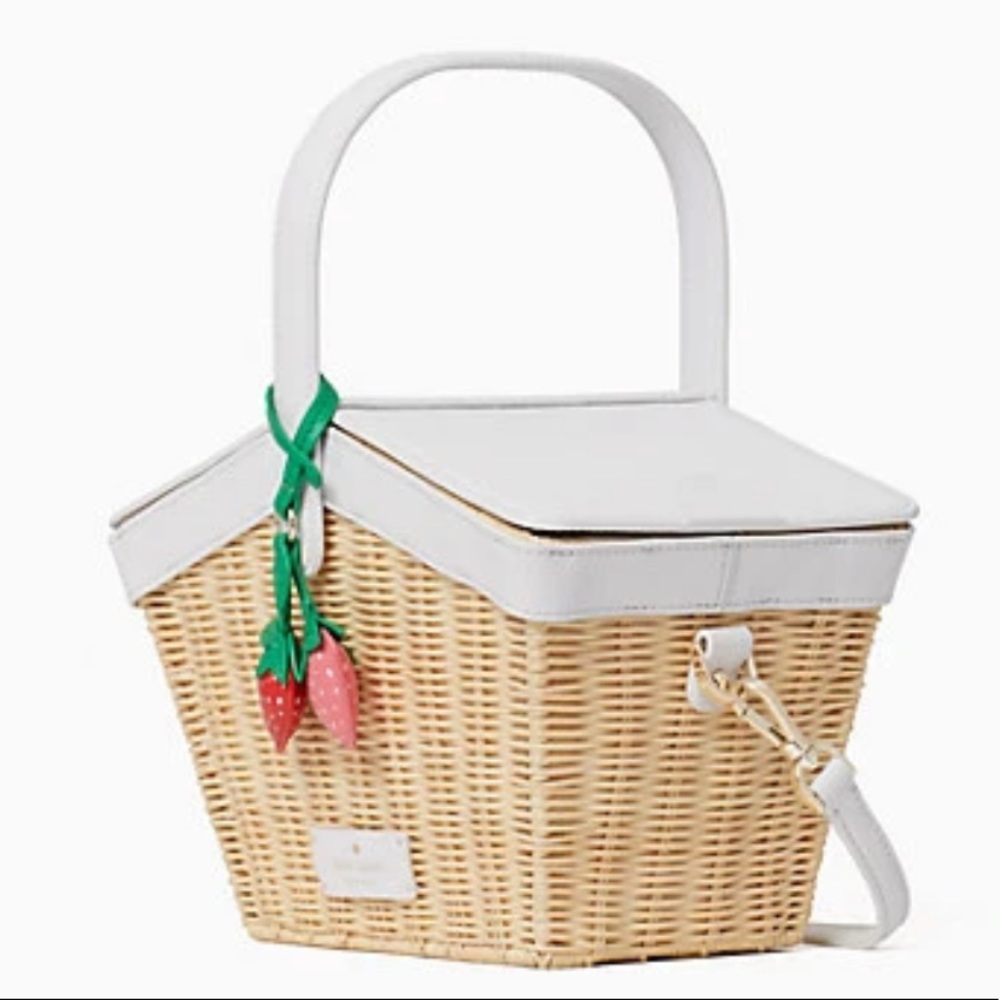 MAKE AN OFFER  Kate Spade Wicker Picnic Basket Strawberry White - Picture 3 of 13